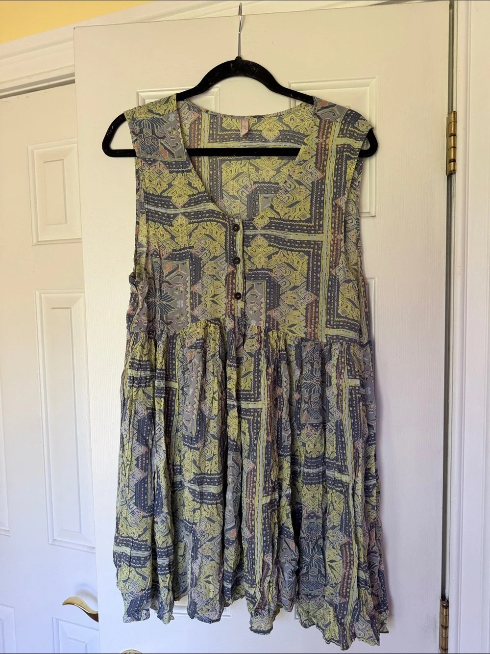 Free People Printed Sleeveless Mini Dress in green and Gray Medium Pockets